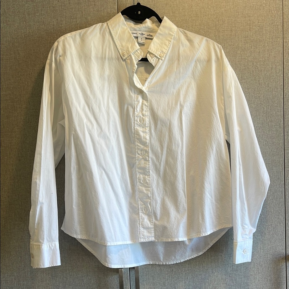 NWOT Cropped White Button-Up Shirt